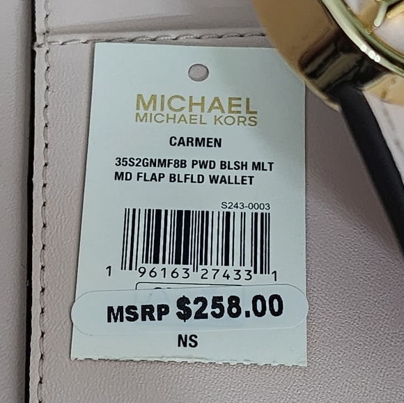 ⚠️LAST 1⚠️ Michael Kors Carmen Logo MD Bifold Wallet - Picture 5 of 6